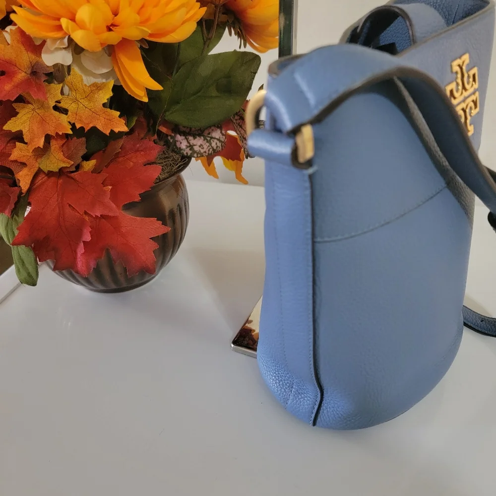 Tory Burch Blue Leather Bucket Bag